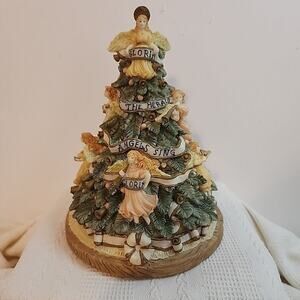 Holiday Workshop Christmas Angels Tree Plays" Hark The Herald Angel Sing"8 Inch